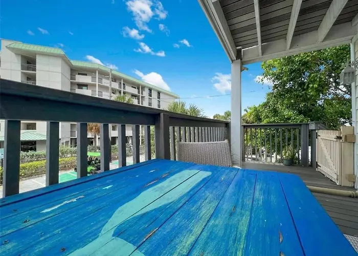 Holiday home Beachfront Housesteps To Sunset *